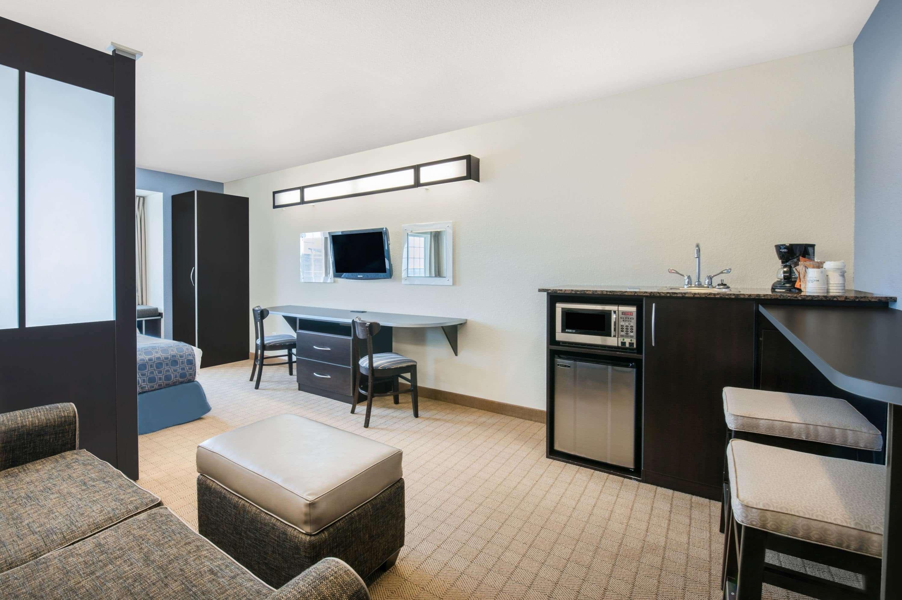 Microtel Inn & Suites By Wyndham Stanley Exterior photo